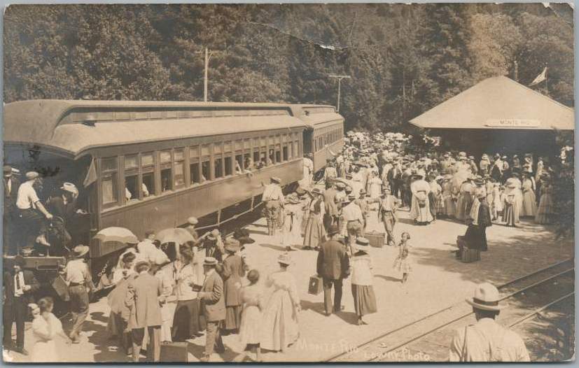 Monte_Rio_station_postcard_2